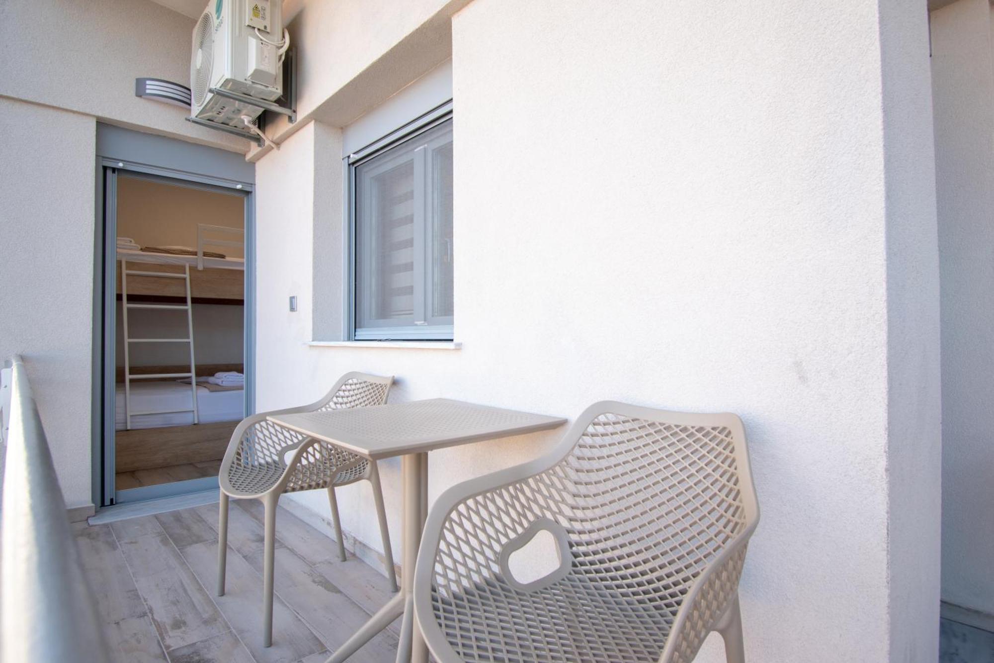 Magdalena Seaside Apartments Неа-Рода Экстерьер фото