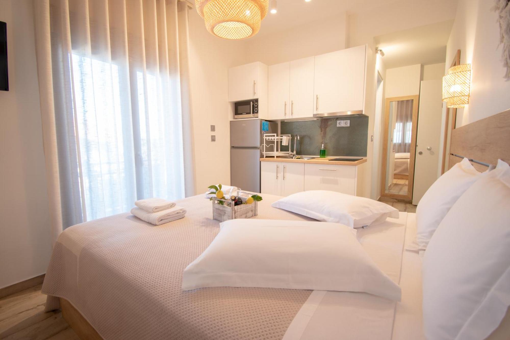 Magdalena Seaside Apartments Неа-Рода Экстерьер фото